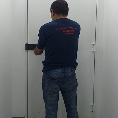 Instalação de porta corta fogo no Jardim Europa